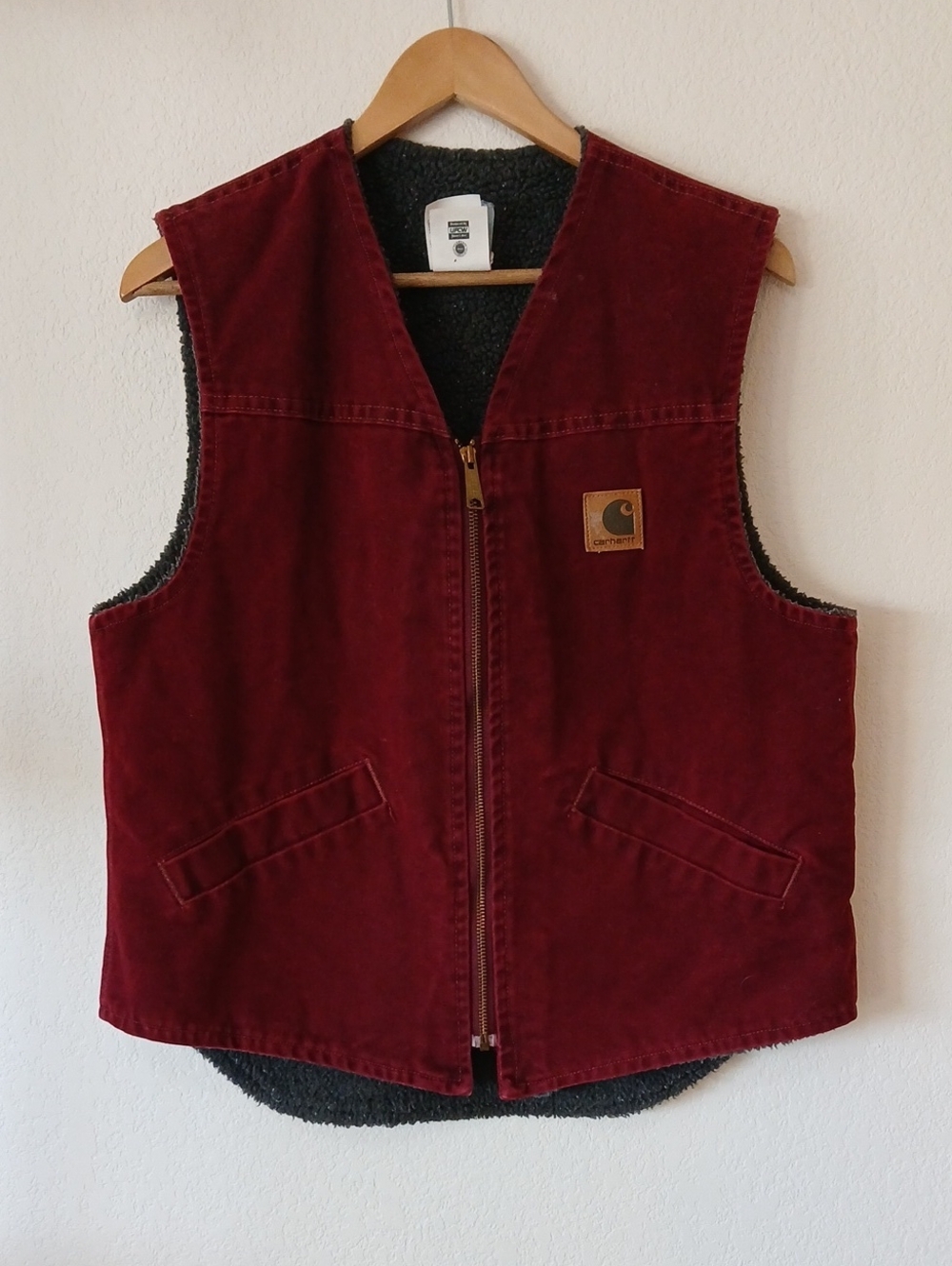 Vintage Carhartt V13 Berber-Lined Sandstone Duck Vest Crimson Red Y2K
